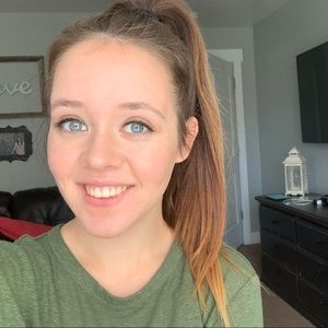 Meet your Posher, Colbie